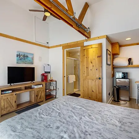 The Chalet At Kings Beach Room photo